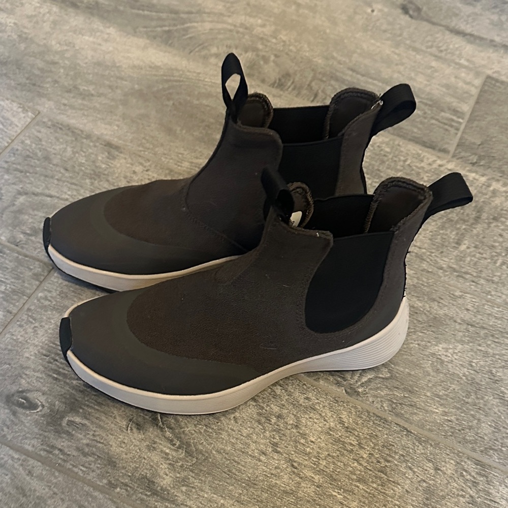 Allbirds Brown Chelsea Boots